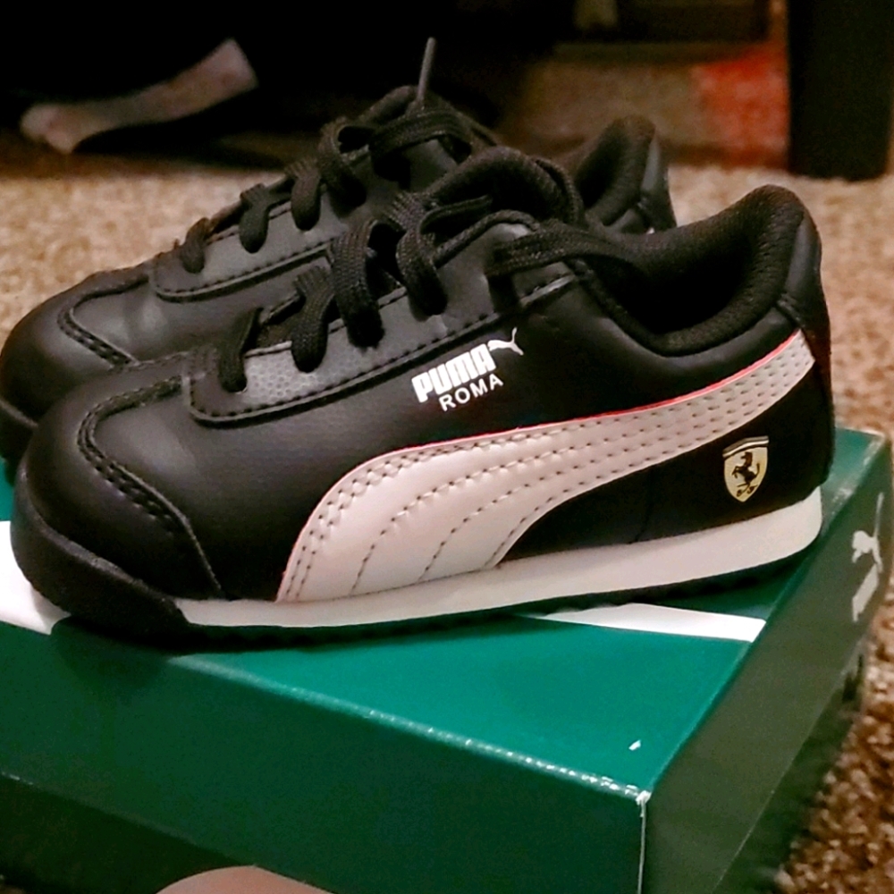 Shoes - Picture 2 of 3